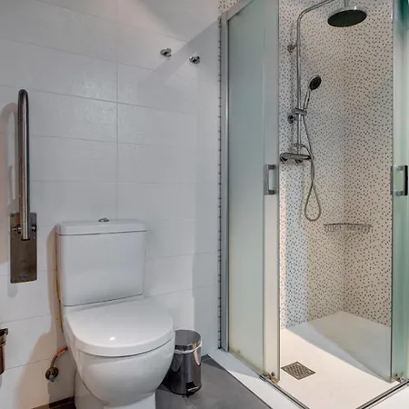 Oasis By Sanse Holidays * San Sebastián